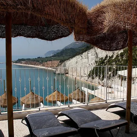 ホテル Scapone マッティナータ