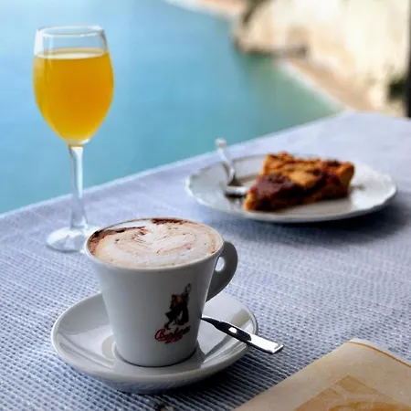 Scapone Hotel