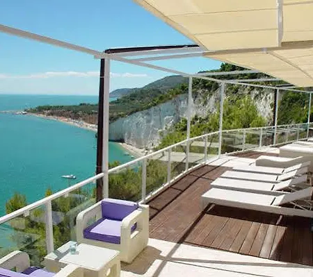 Scapone Hotel 4*